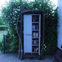 Gemeinsames Projekt - Büchertauschregal